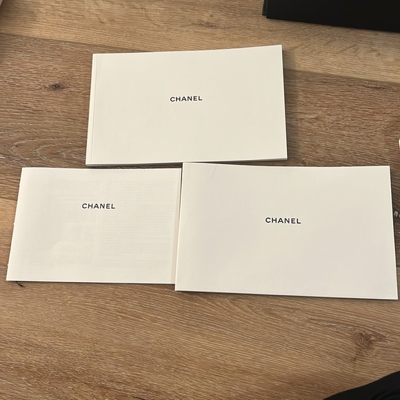 Chanel Jumbo Classic Flap - Picture 11 of 12